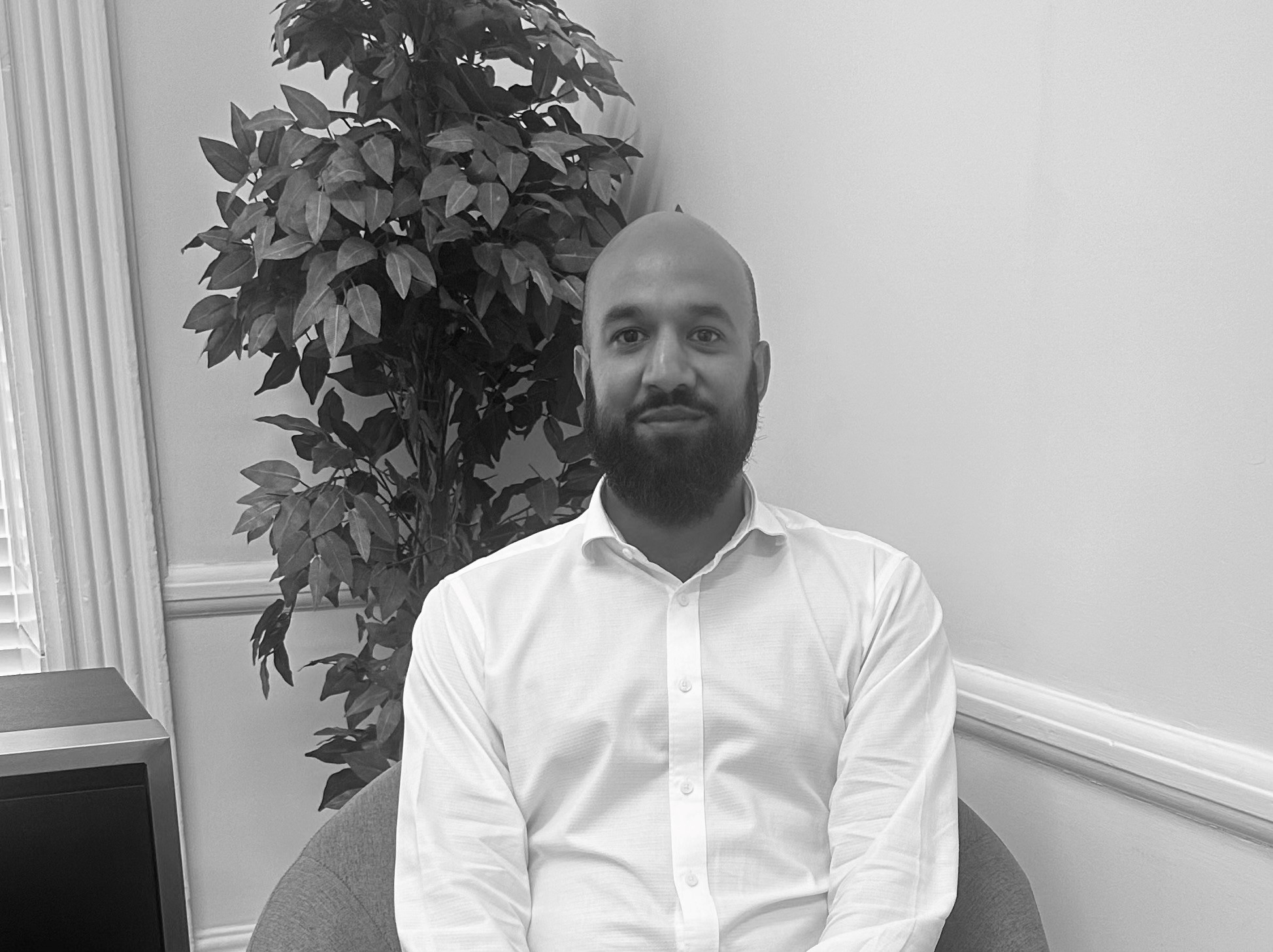 Umar  Loonat, Sales & Lettings Manager